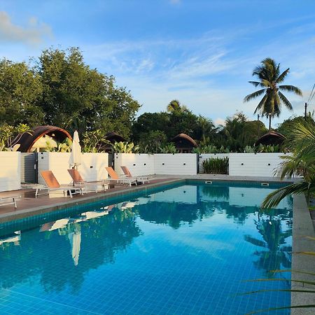 Hotel Found Mansion Pantai Cenang  Exterior foto