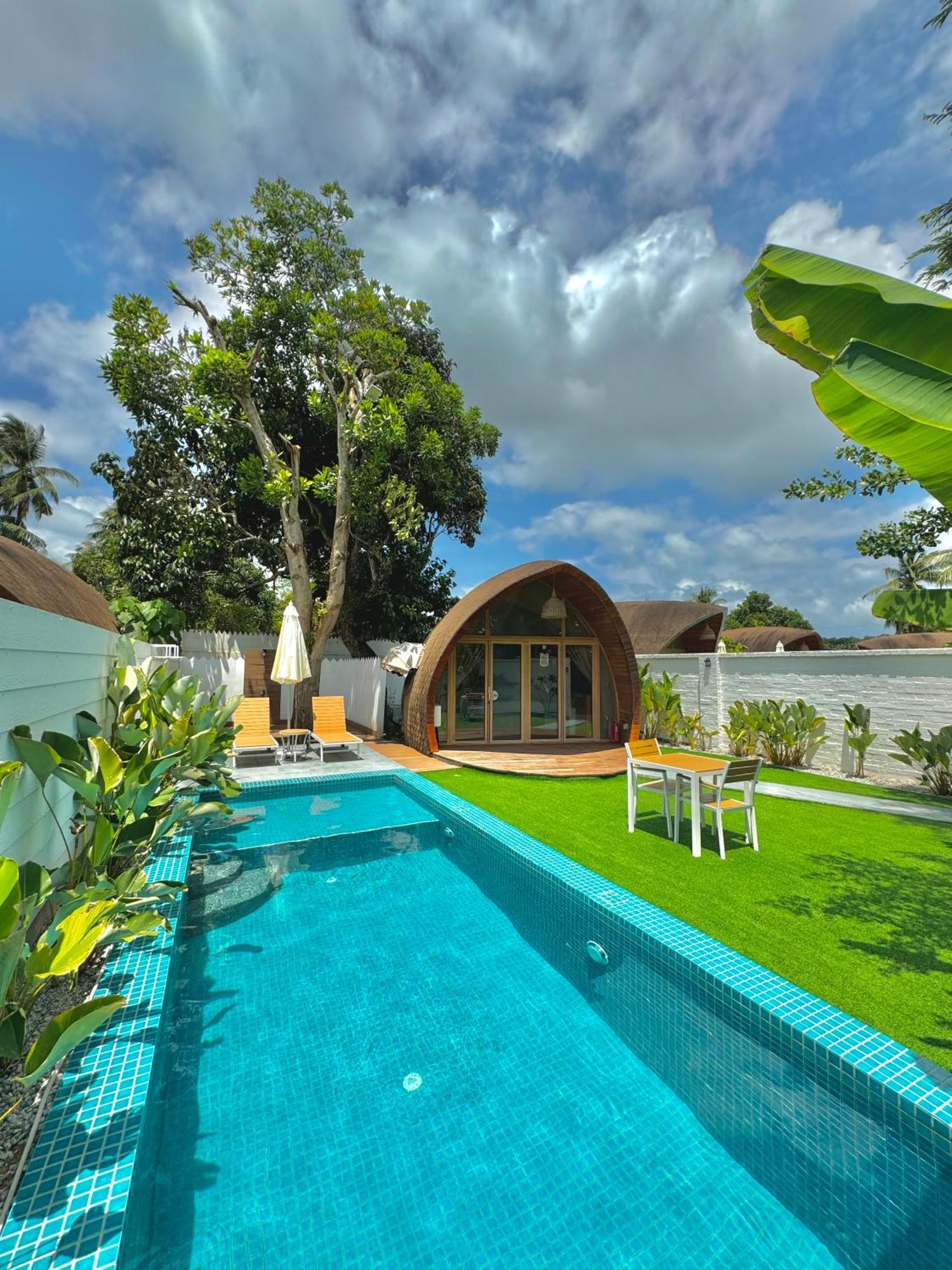 Hotel Found Mansion Pantai Cenang  Exterior foto